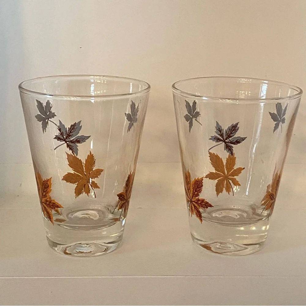 Vintage Set of 2 Bar Glasses or Juice Glasses 3.5” MCM Hollywood Regency EUC